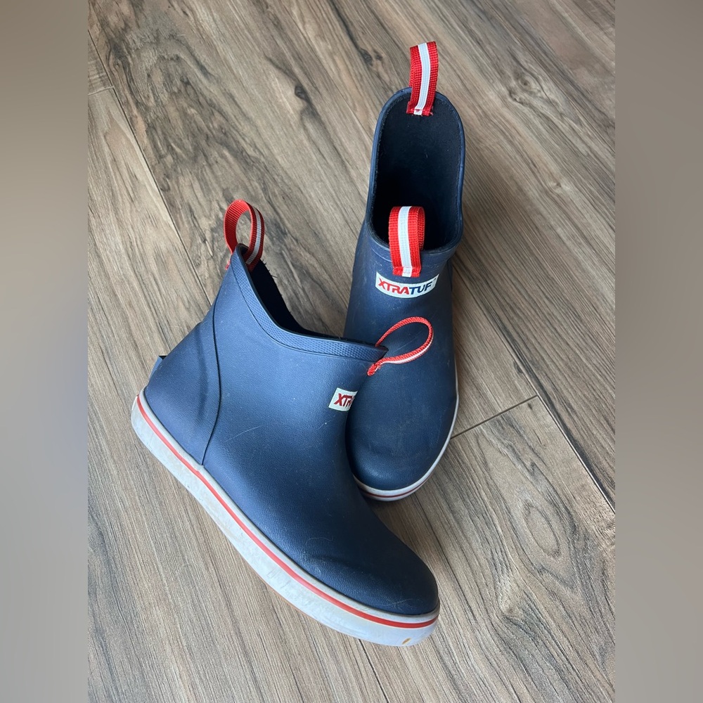 XTRATUF Kids Navy Blue Slip-On Rain Boots with Red Trim